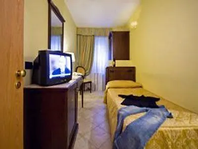 Hotel Tuscolana Roma