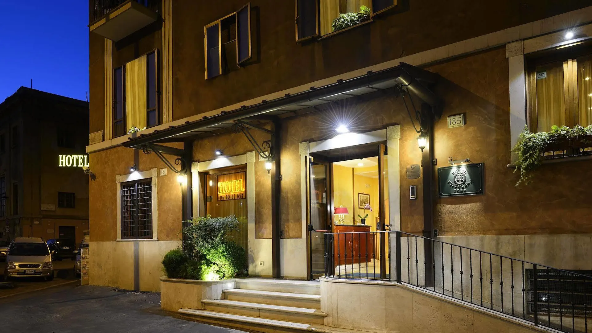 Hotel Tuscolana Roma 3*,  Italia